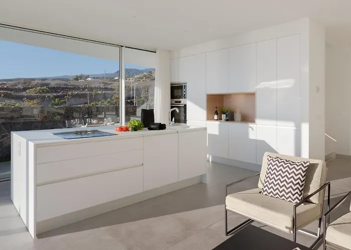 Karat Ibardin Rokabella *