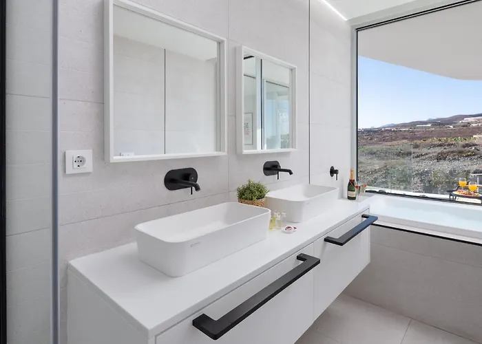 빌라 Karat Ibardin Rokabella 아데제