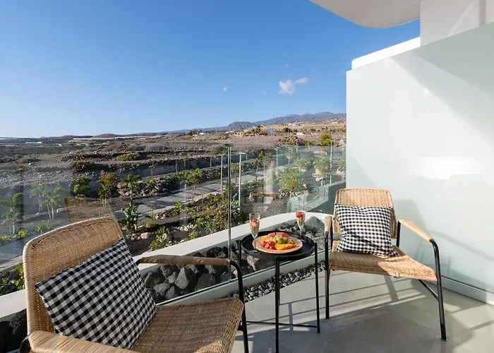 Karat Ibardin Rokabella 아데제